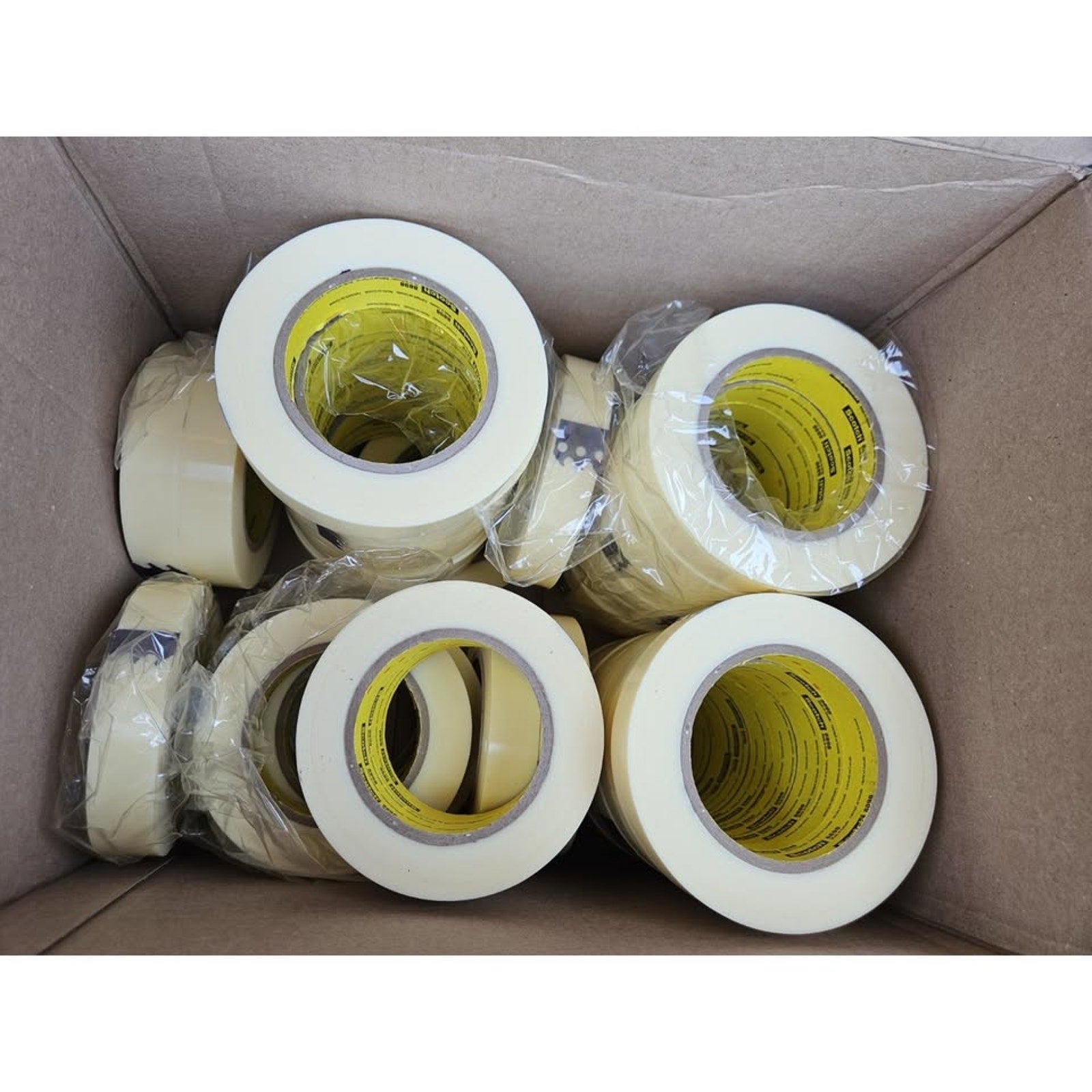 Scotch® Strapping Tape 8898, Ivory, 24 mm x 55 m, 4.6 mil, 36 rolls per case