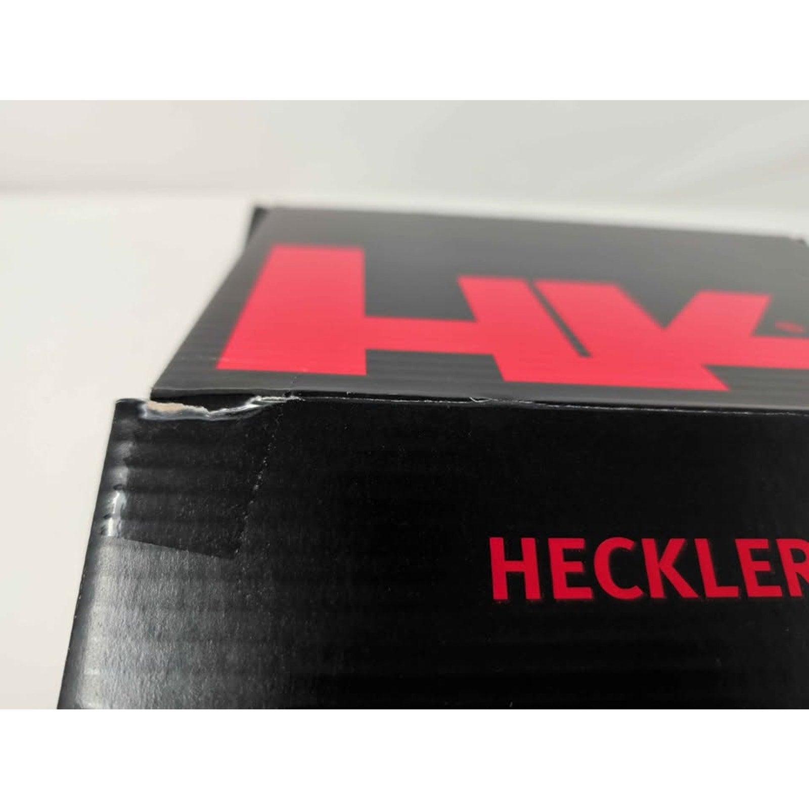 Heckler and Koch Case NEW. cubre armas