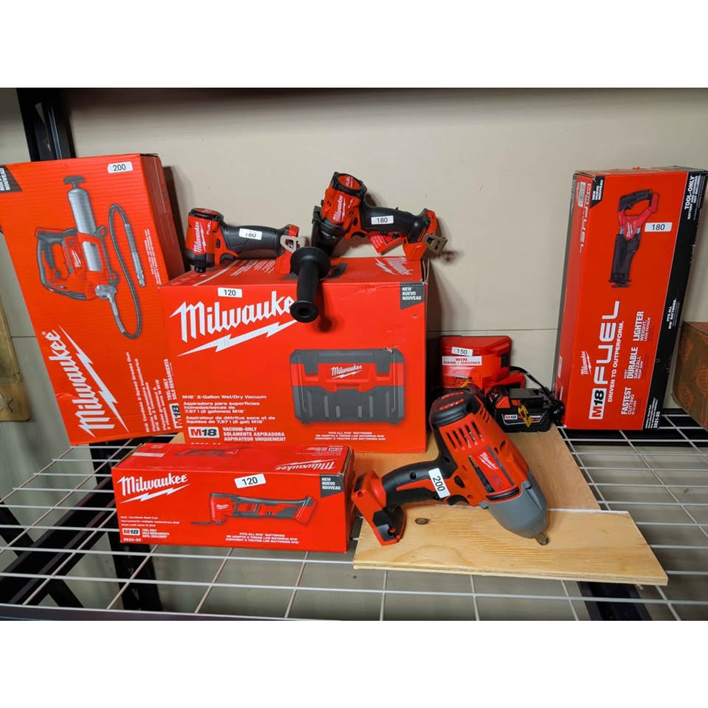 BRAND NEW FUEL MILWAUKEE TOOLS. BATTERIES AND CHARGER