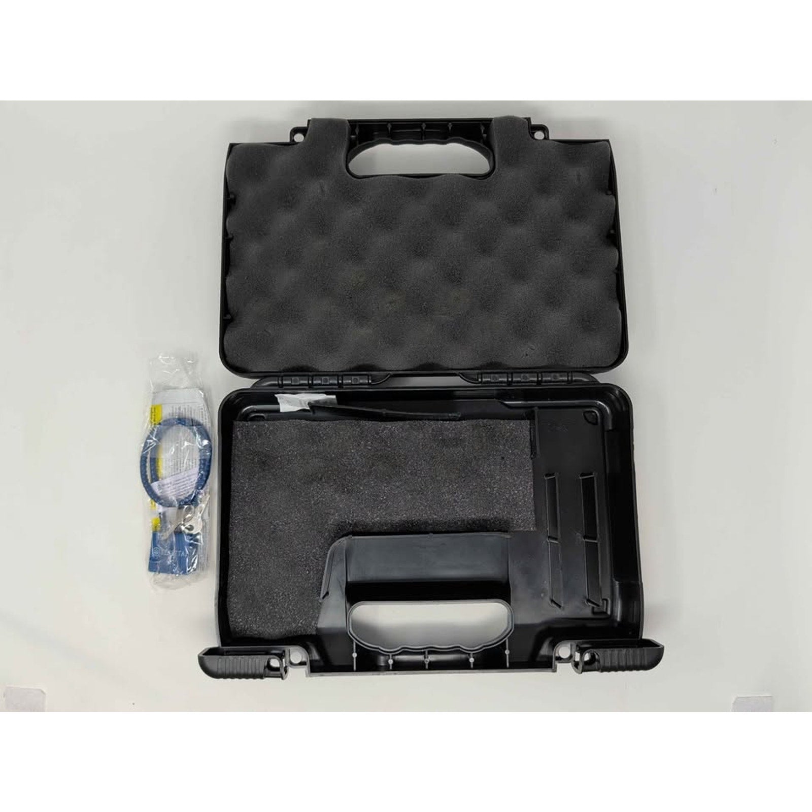 Beretta cubre armas. Solo caja com seguro. Berreta case