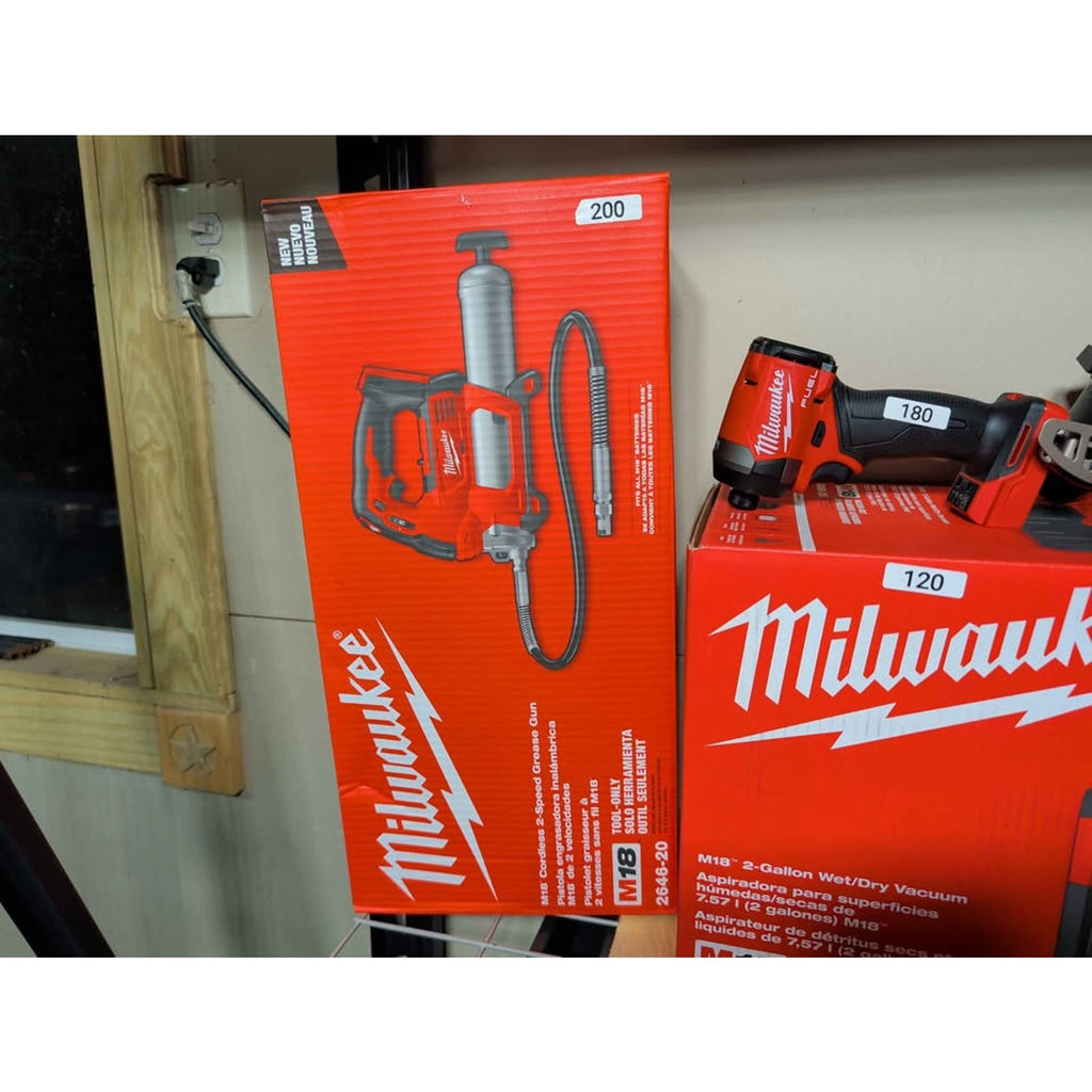 BRAND NEW FUEL MILWAUKEE TOOLS. BATTERIES AND CHARGER
