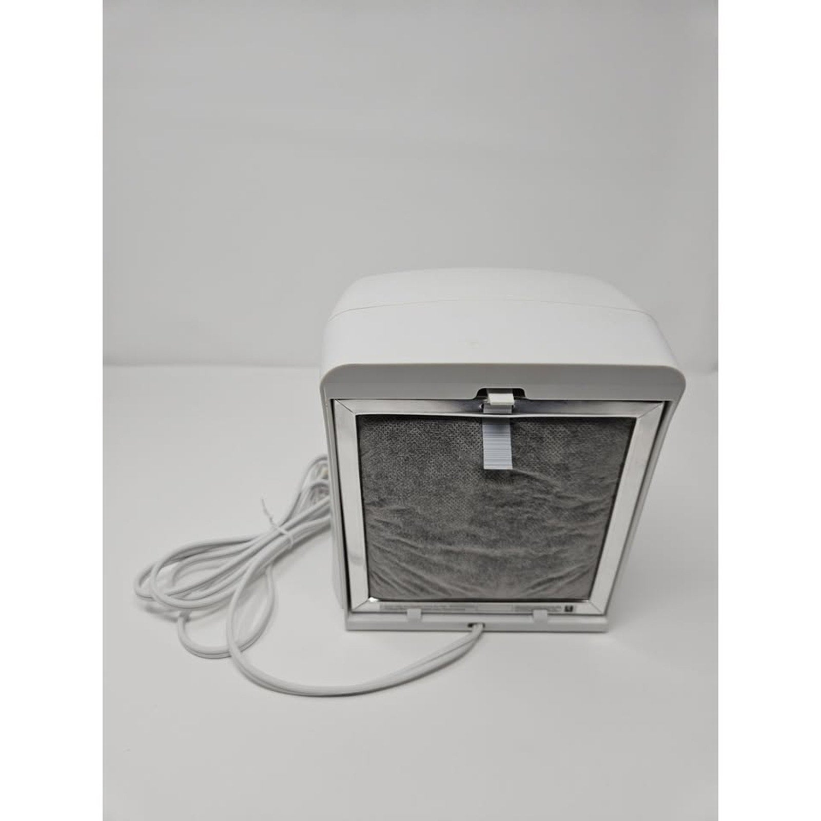(20) 2-Speed Air Purifier / Purificador de aire de 2 velocidades